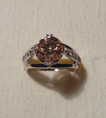 Anillo de plata de ley y zirconita de color