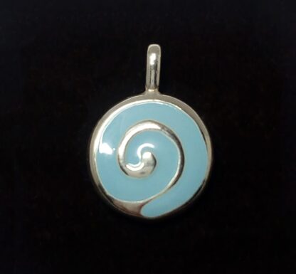 Colgante de plata de ley y esmalte